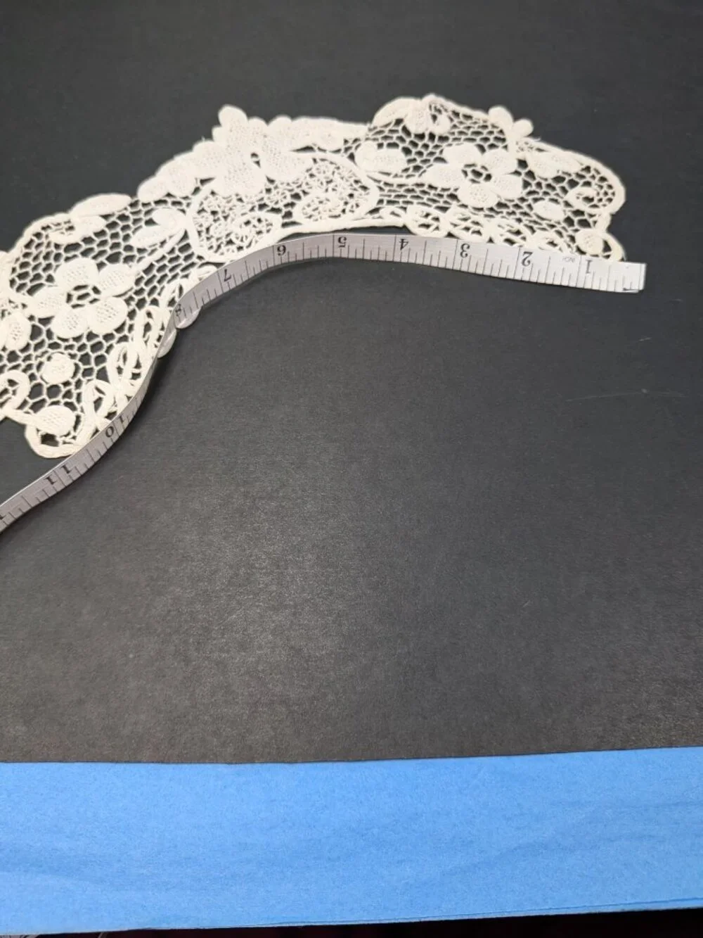 Vintage White Lace Statement Collar 1 Piece Pointed Leaf Motif for Elven Cosplay